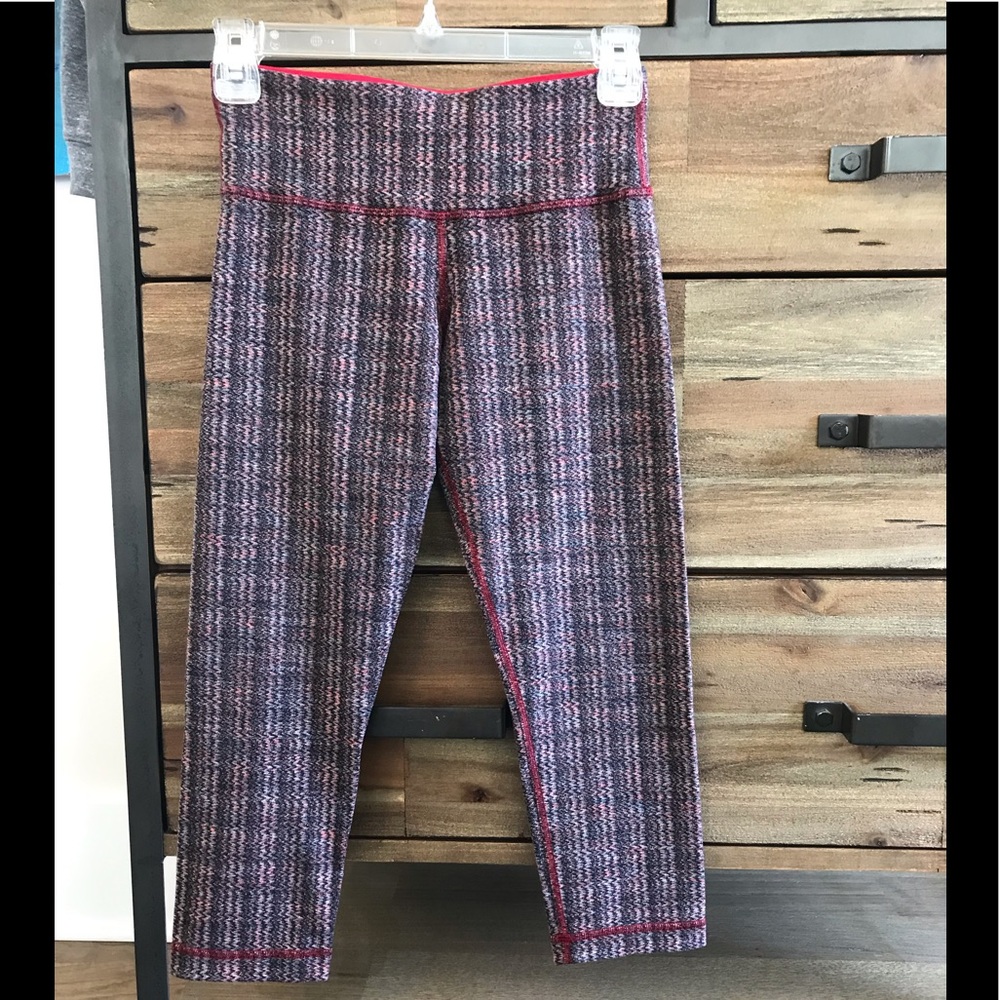 Lululemon Wunder Under crop. Ziggy wee stripe, 4.